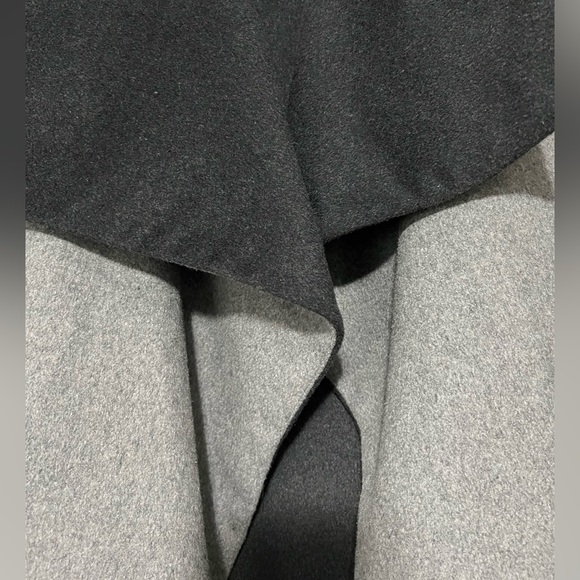 Size M RW Wool Wrap Coat - Picture 3 of 8